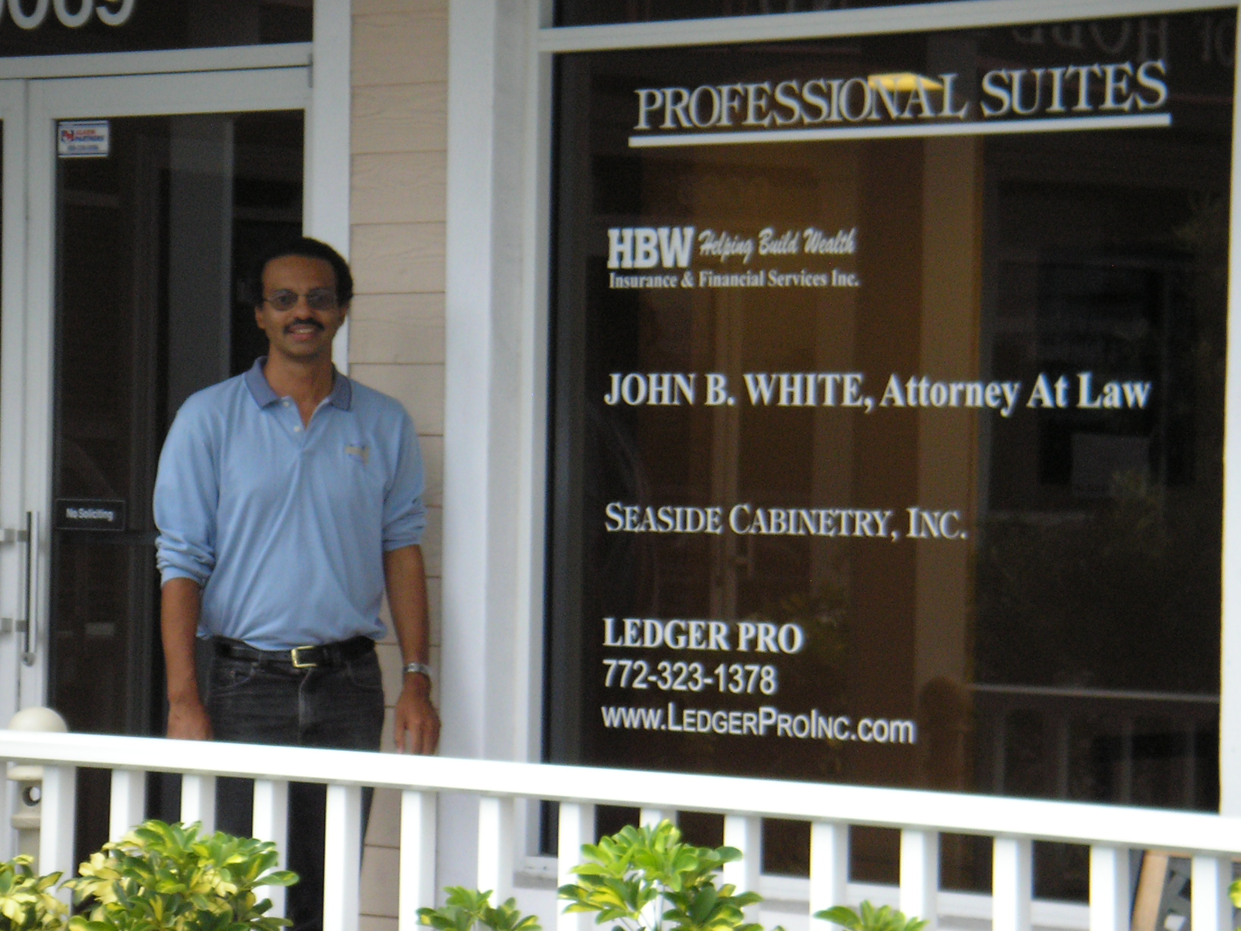 Ledger Pro Office Open